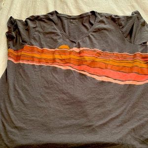 2x. Grey with lovely design. Excellent shape.